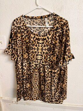 Leopard Print Short Sleeve Babydoll Top - Tan/Black